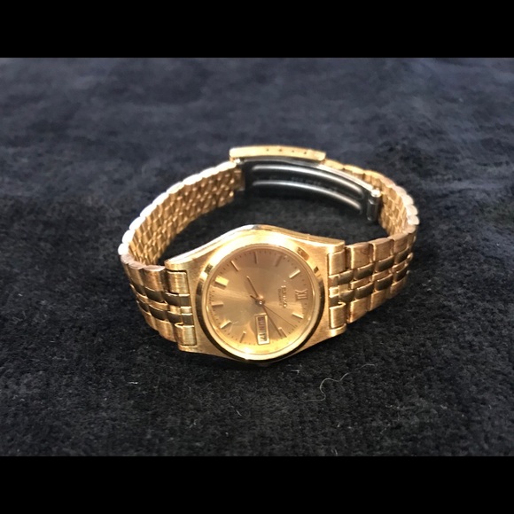 seiko quartz watch gold